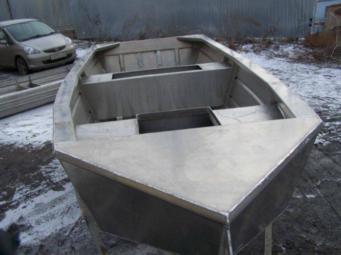 Самодельная алюминиевая рабочая лодка