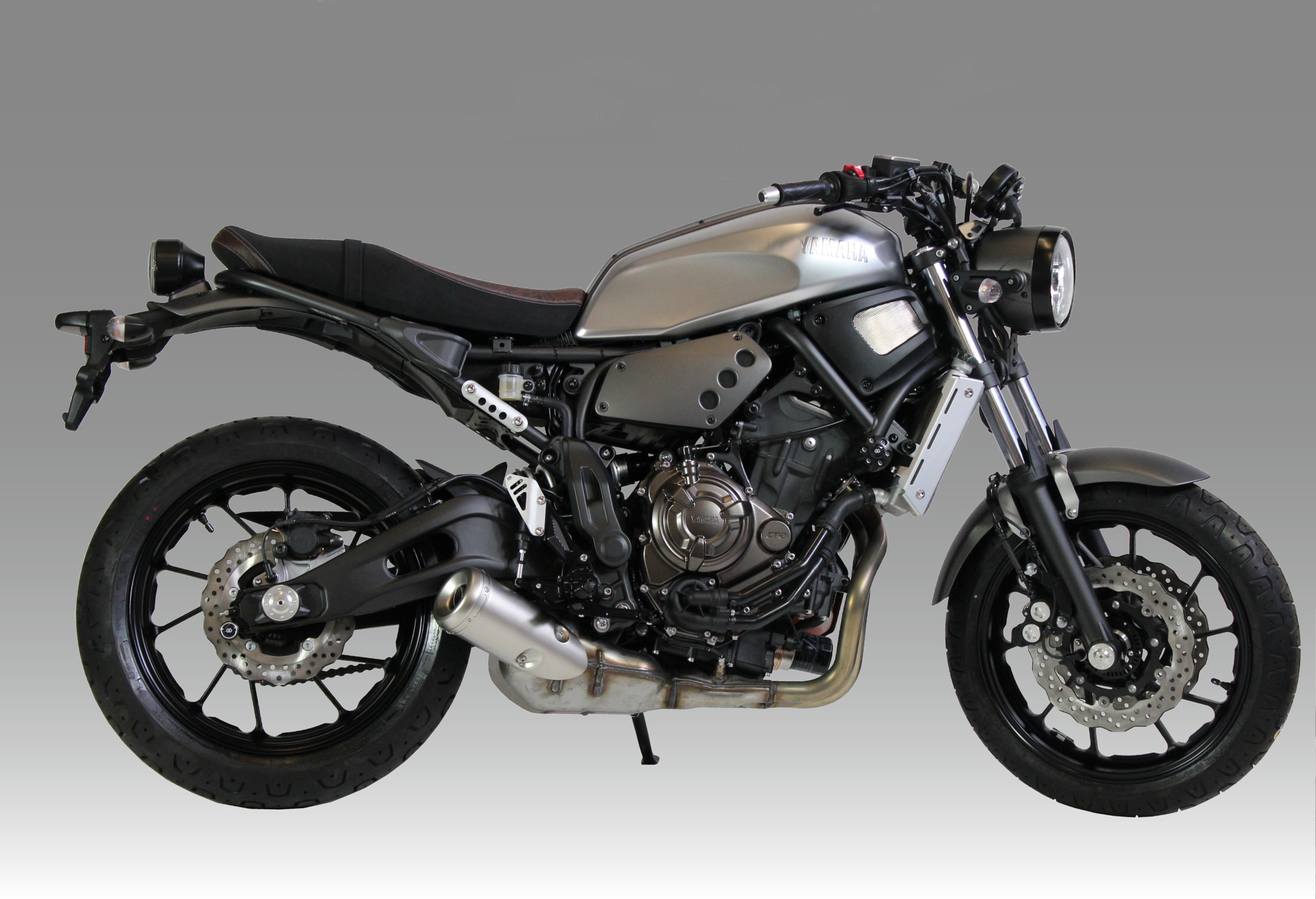 «Dirty Smoke» (Грязный Дым) Yamaha XSR700 от мастерской Motomax Metz