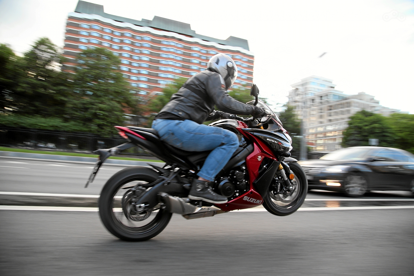 Тест-драйв мотоцикла Suzuki GSX-S1000