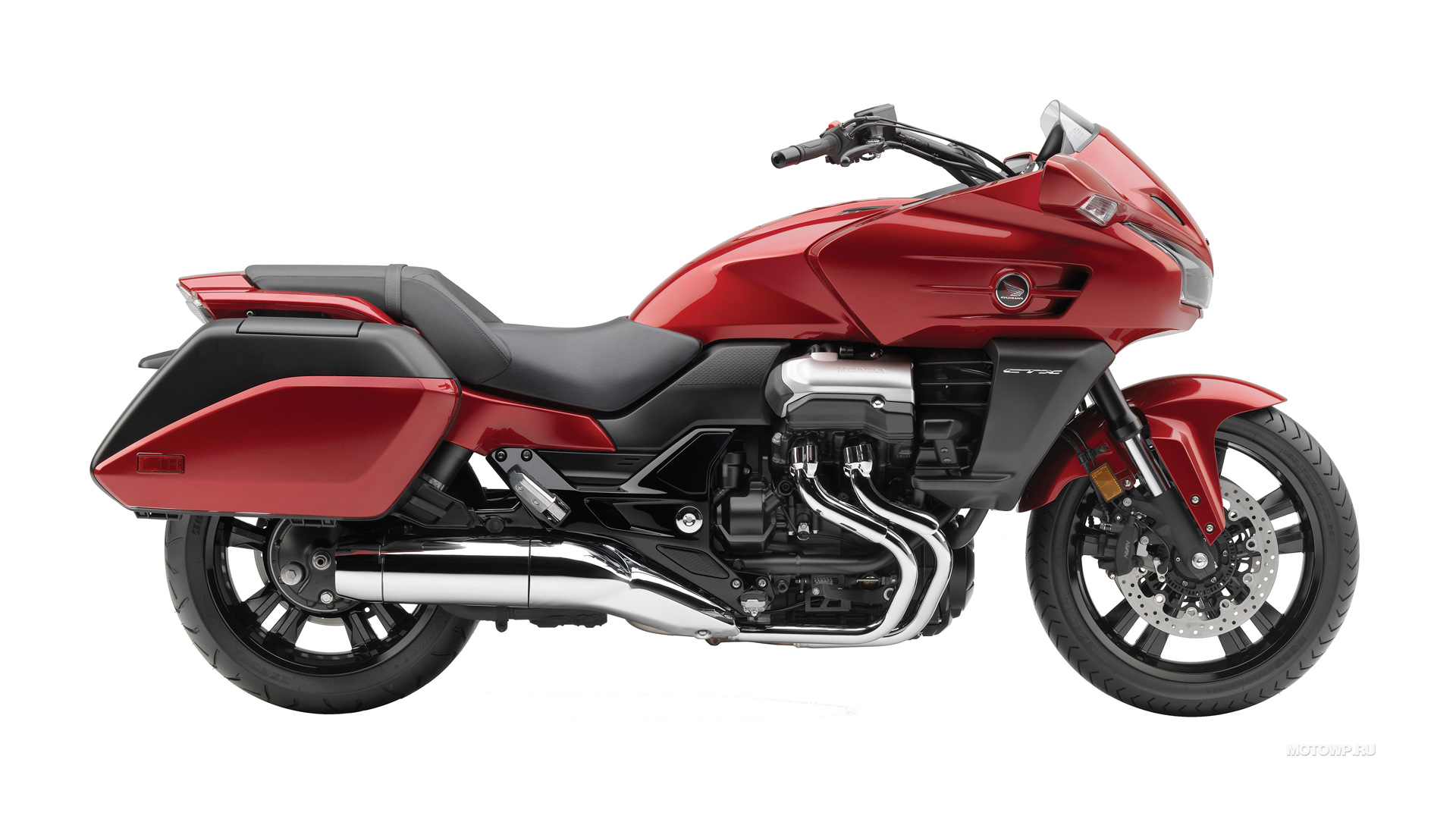 Тест-драйв мотоцикла Honda CTX1300