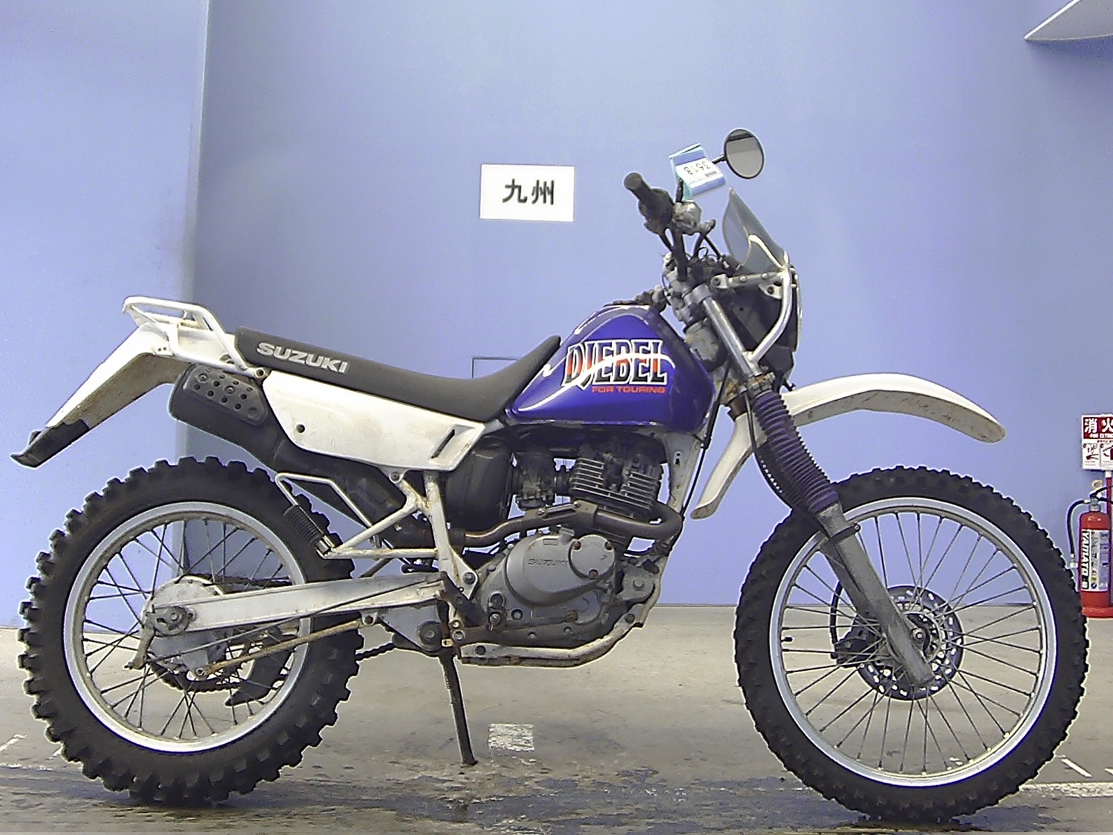 Suzuki Djebel 200