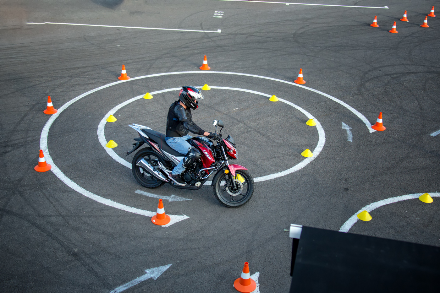 Где учиться вождению на мотоцикле?