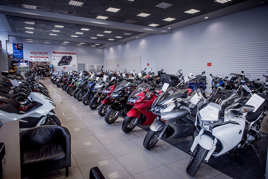Мало кто покупают новые мотоциклы в России, с чем это связано?