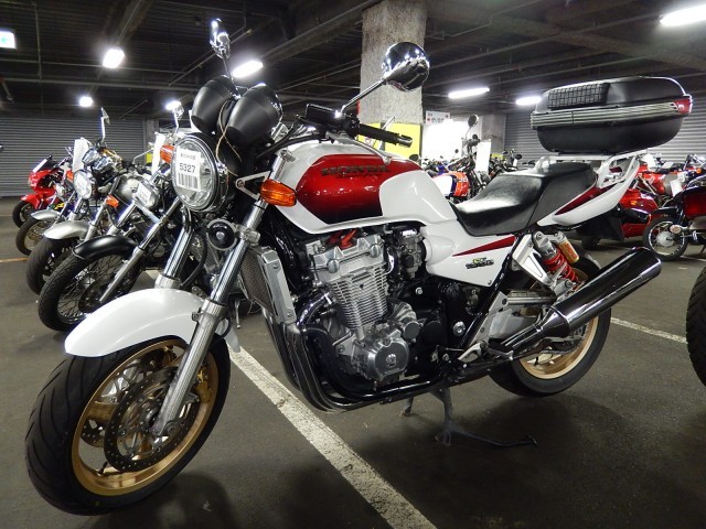 Мотоцикл honda cb1300 super four (видео)