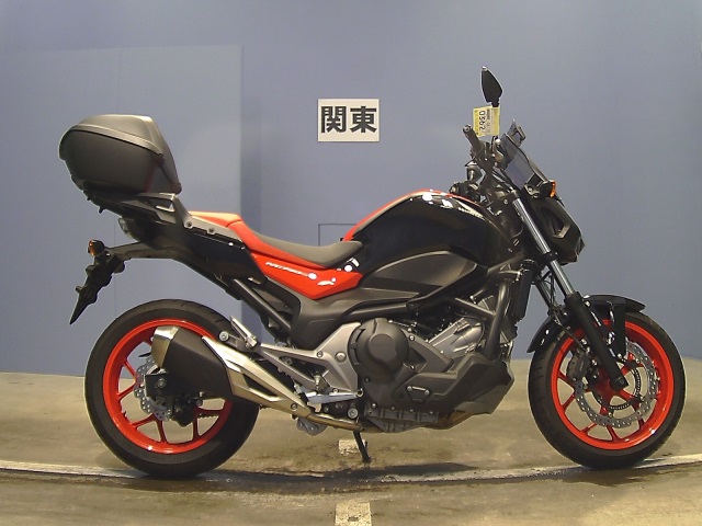 Видео honda nc750s: тест драйв