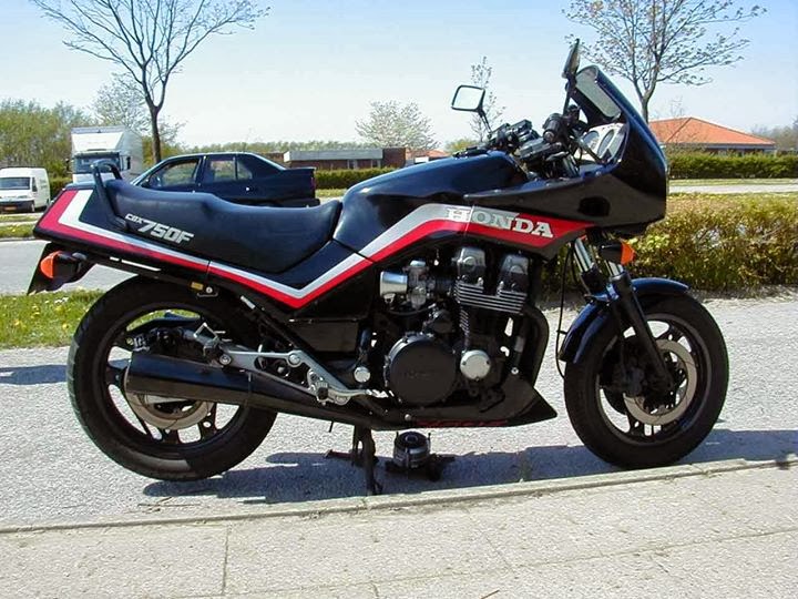 Cbx 750 — мотоэнциклопедия