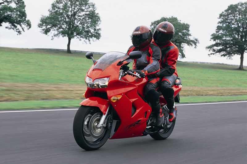 Хонда вфр 800 (honda vfr-800) — технические характеристики, преимущества и общие впечатления от мотоцикла.