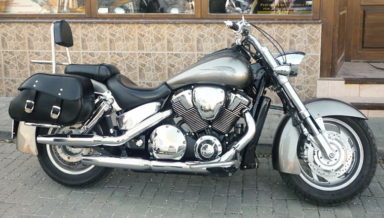 Мотоцикл honda vtx1800 n — излагаем в общих чертах