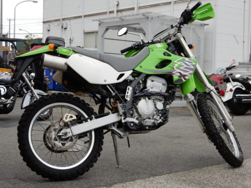 Kawasaki klx250: новый облик — новый потенциал