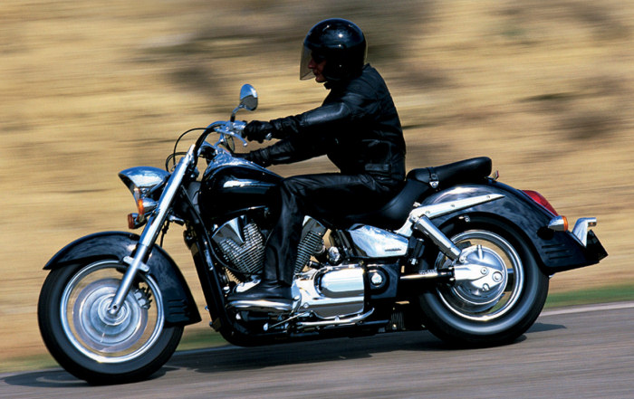 Тест-драйв мотоцикла Honda VTX1300S