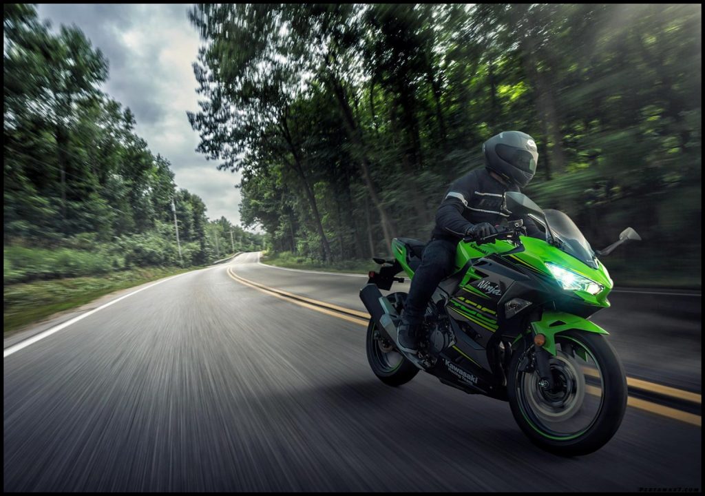 Обзор kawasaki ninja (кавасаки ниндзя)  z 1000 sx: технические характеристики и особенности модели
