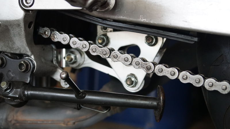 Как правильно заменить цепь на импортном мотоцикле