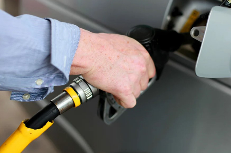 Качество бензина - способы проверки топлива на заправках + видео | tuningkod