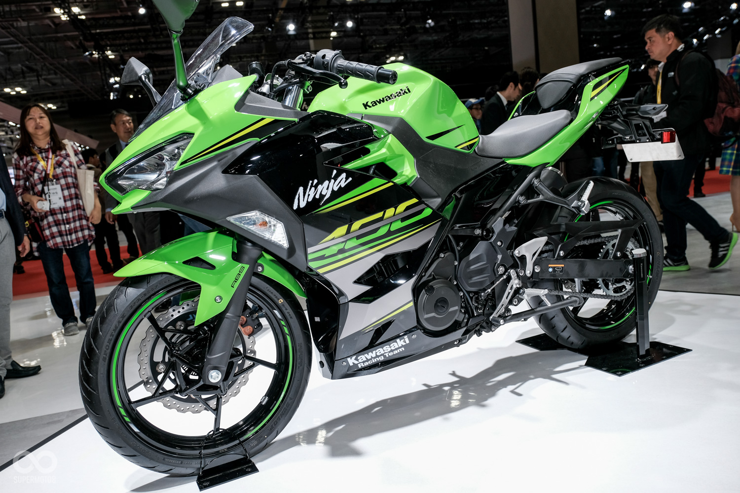 Мотоцикл Kawasaki Ninja (Кавасаки Ниндзя) 300 обзор: описание и технические характеристики