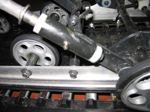 Приспособления и инструменты для технического обслуживания и текущего ремонта автомобилей, используемые на атп