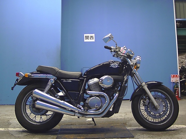 Мотоцикл honda vrx 400 roadster 1995
