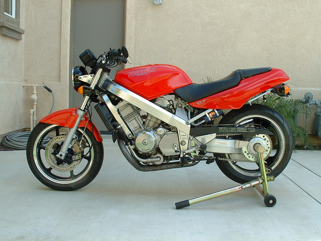 Обзор мотоцикла honda cbx650 (cbx650e, cb650sc nighthawk, cbx650 custom) — bikeswiki - энциклопедия японских мотоциклов