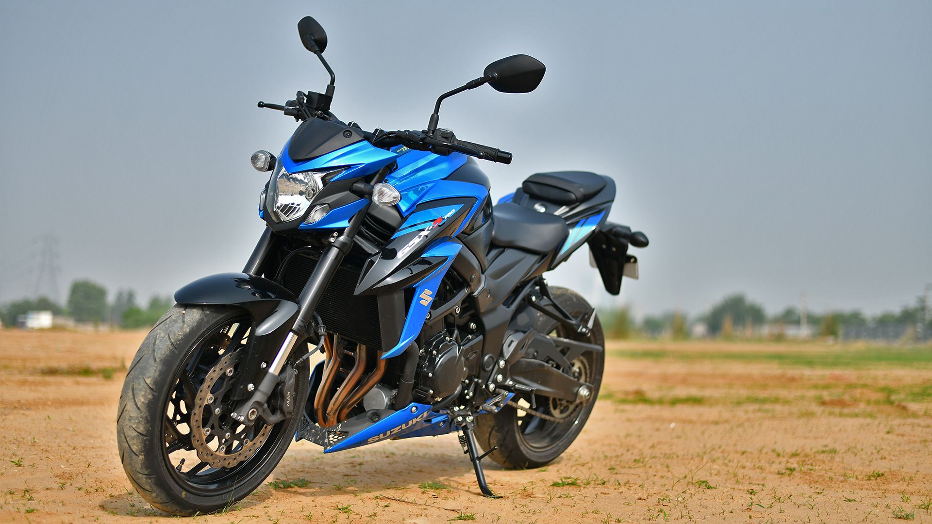 Тест-драйв мотоцикла Suzuki GSR750