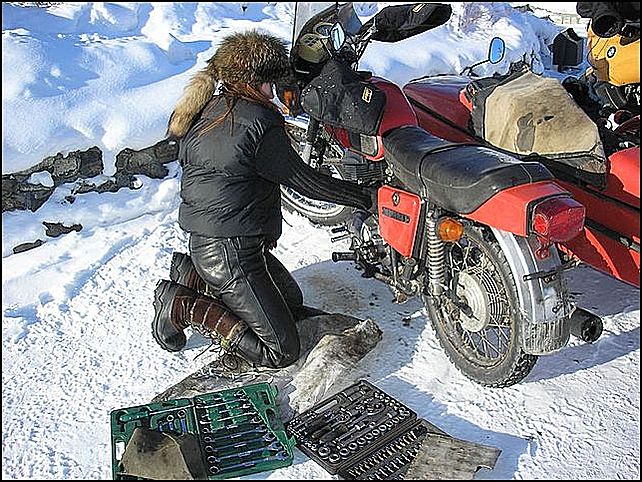 Как пользоваться аккумулятором зимой на снегоходе, квадроцикле, как помогает литол аккумулятору