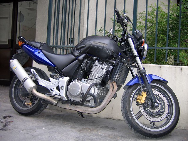 Honda CBF 500 Dominator