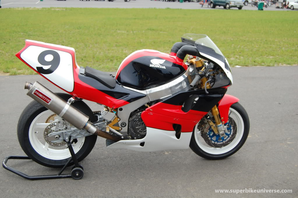 Обзор мотоцикла honda cbr 900 rr fireblade (cbr900rr, cbr919rr, cbr929rr, cbr954rr) — bikeswiki - энциклопедия японских мотоциклов