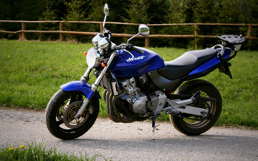 Мотоцикл honda cb900 f hornet 2005: познаем суть