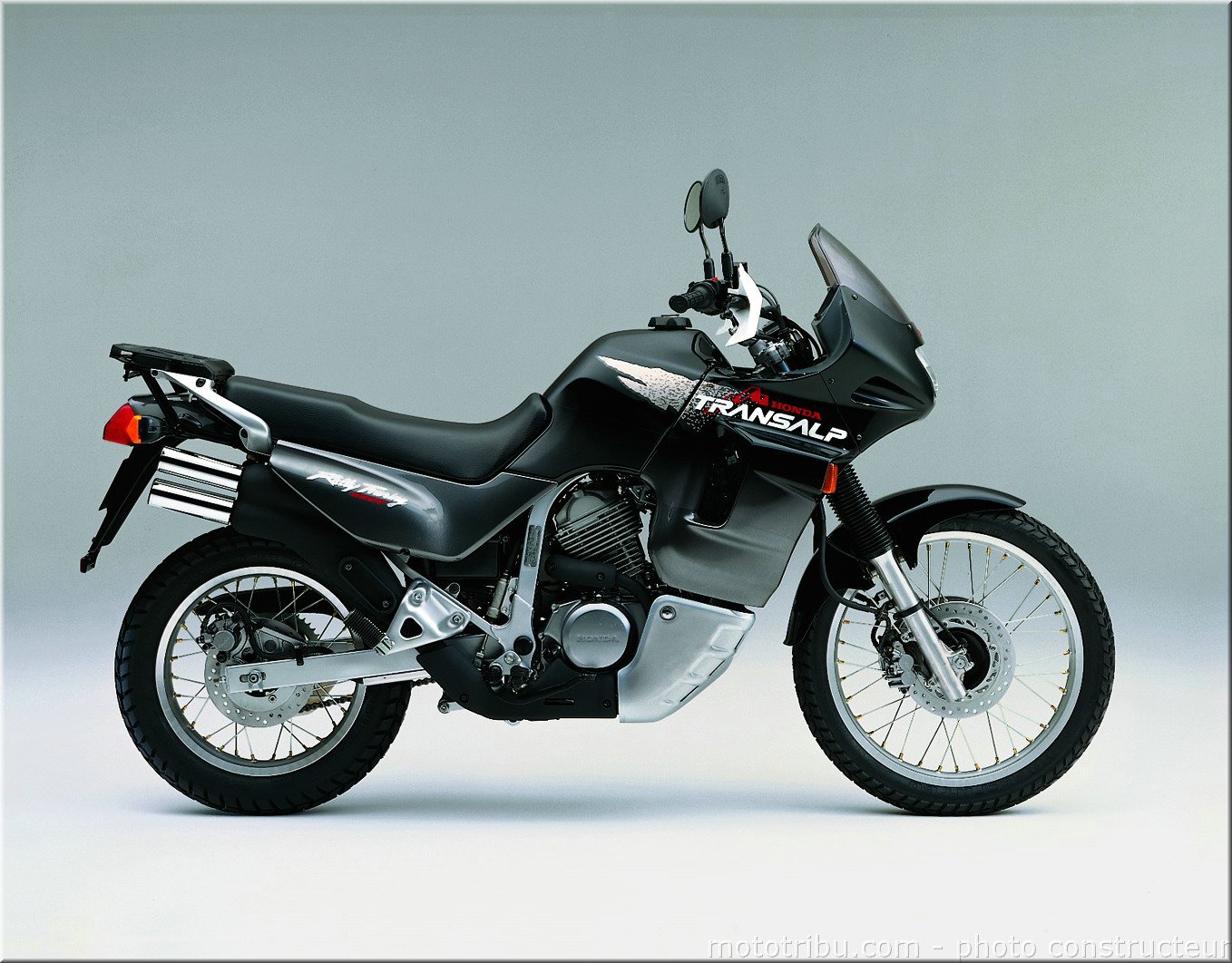 Тест-драйв мотоцикла Honda XL600V Transalp