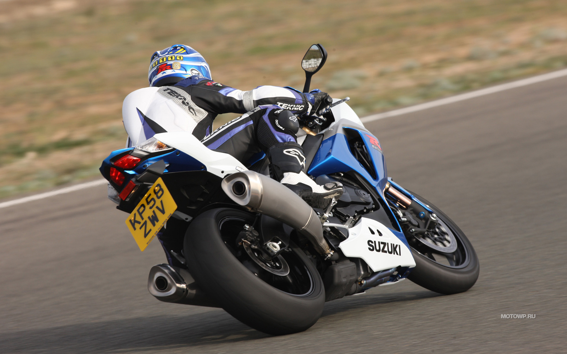Тест-драйв мотоцикла Suzuki GSX-R750