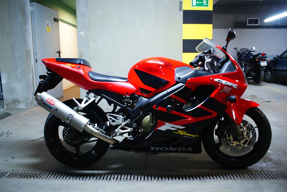 Спортивные мотоциклы honda cbr600rr