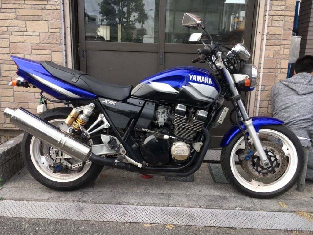 Тест-драйв мотоцикла Yamaha XJR400