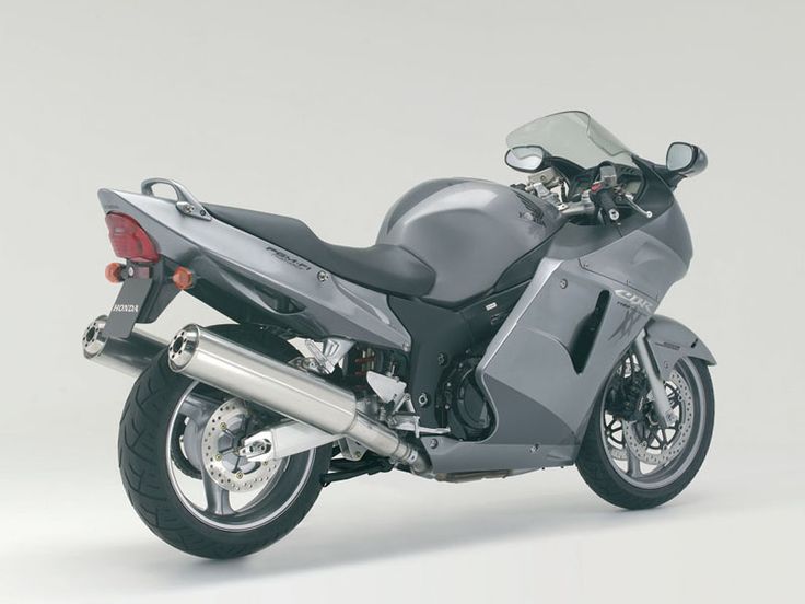 Honda cbr 1100 xx blackbird — динамичный и комфортный байк
