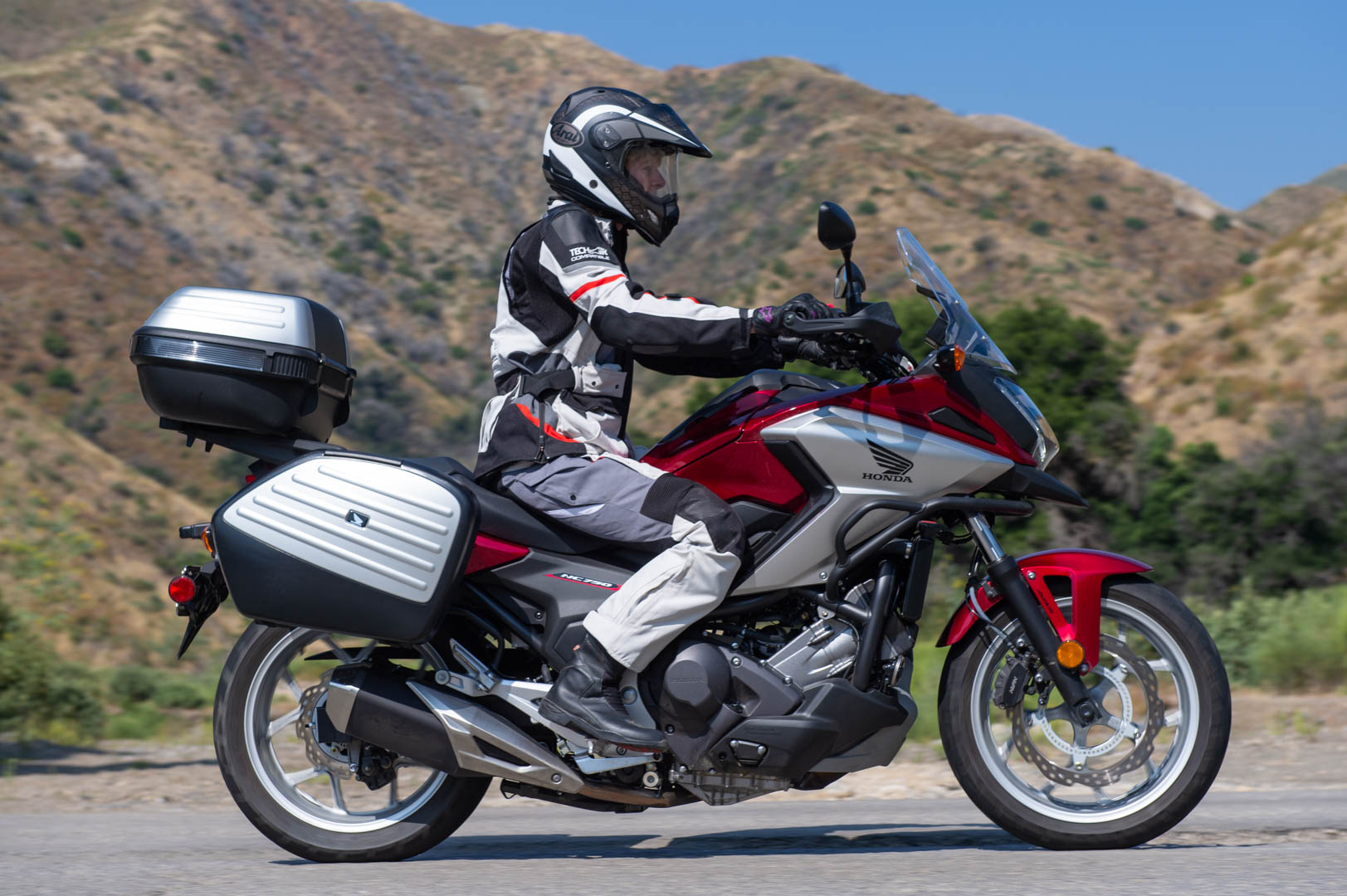 Обзор мотоцикла Honda NC 750X