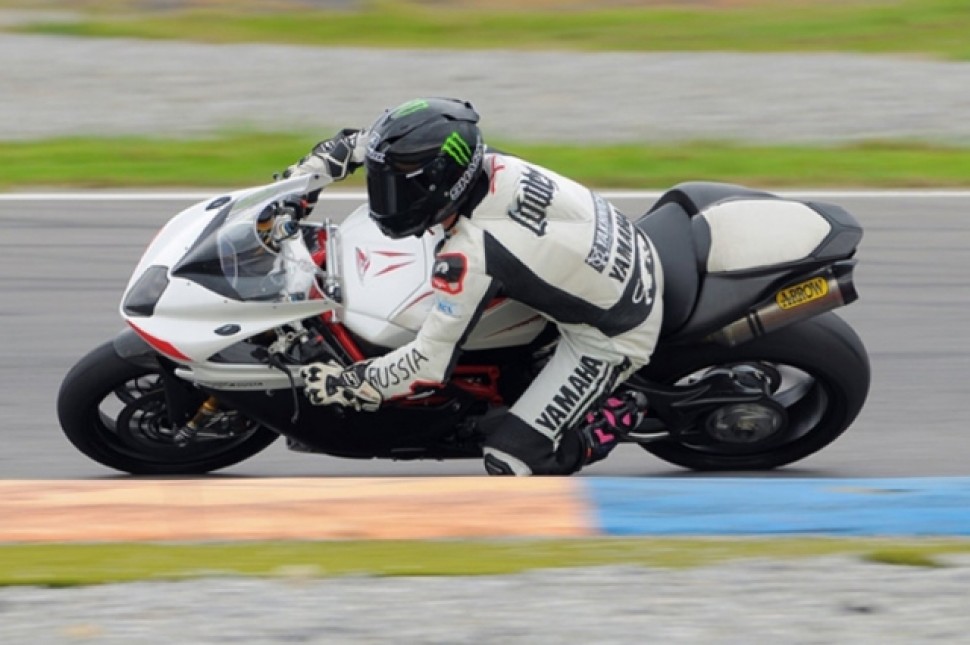 Тест-драйв мотоцикла Yamaha YZF-R6