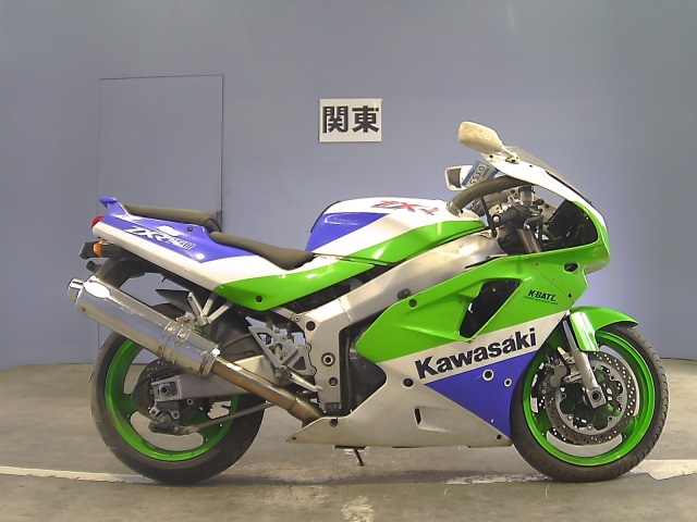 Тест-драйв мотоцикла Kawasaki ZXR750
