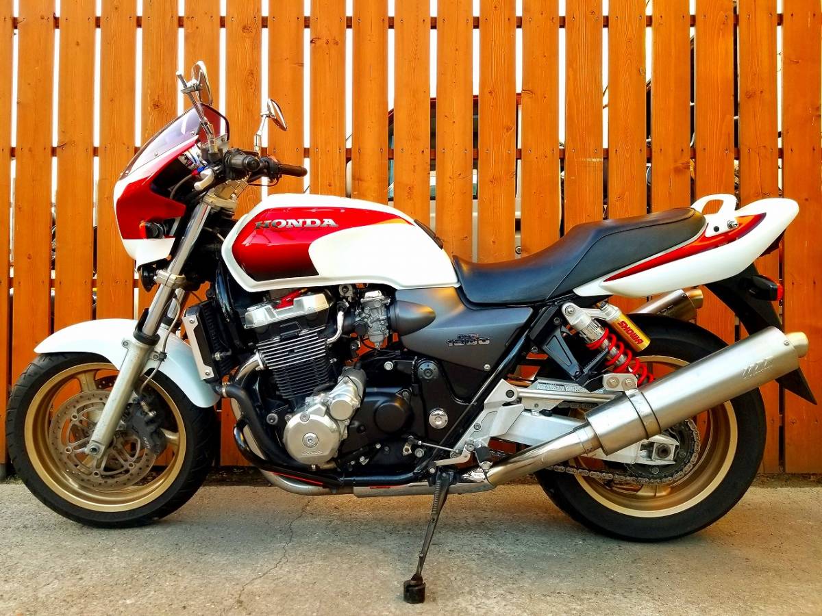 Тест-драйв мотоцикла Honda CB1300SF