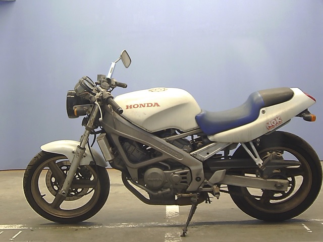 Обзор мотоцикла honda vt 250 spada — bikeswiki – энциклопедия японских мотоциклов