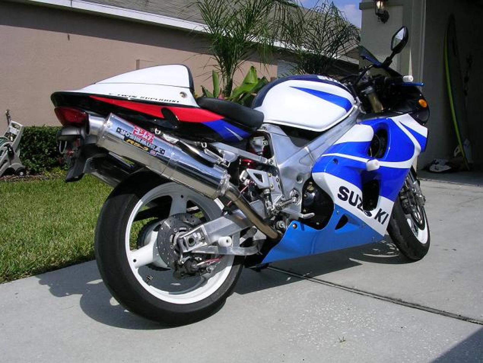 Тест-драйв мотоцикла Suzuki TL1000R