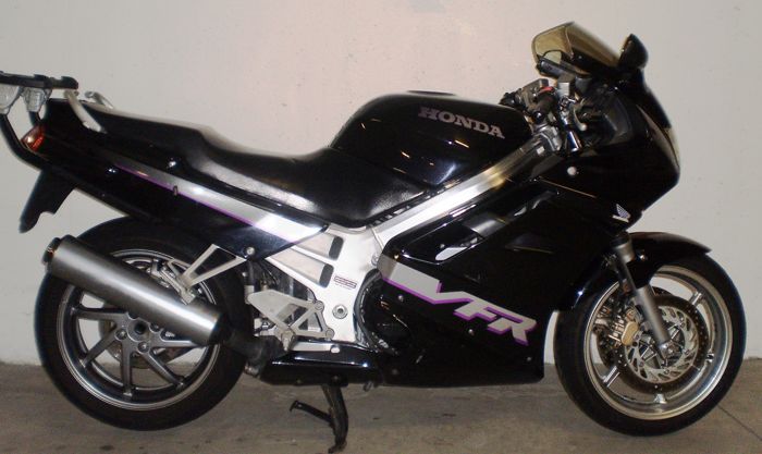 Мотоцикл honda vfr400 r 1986 — поясняем по пунктам