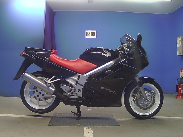 Мотоцикл honda vfr750 f 1997 — изучаем внимательно