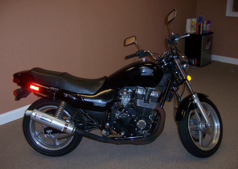 Мотоцикл honda cb 750 f2 seven-fifty 1994