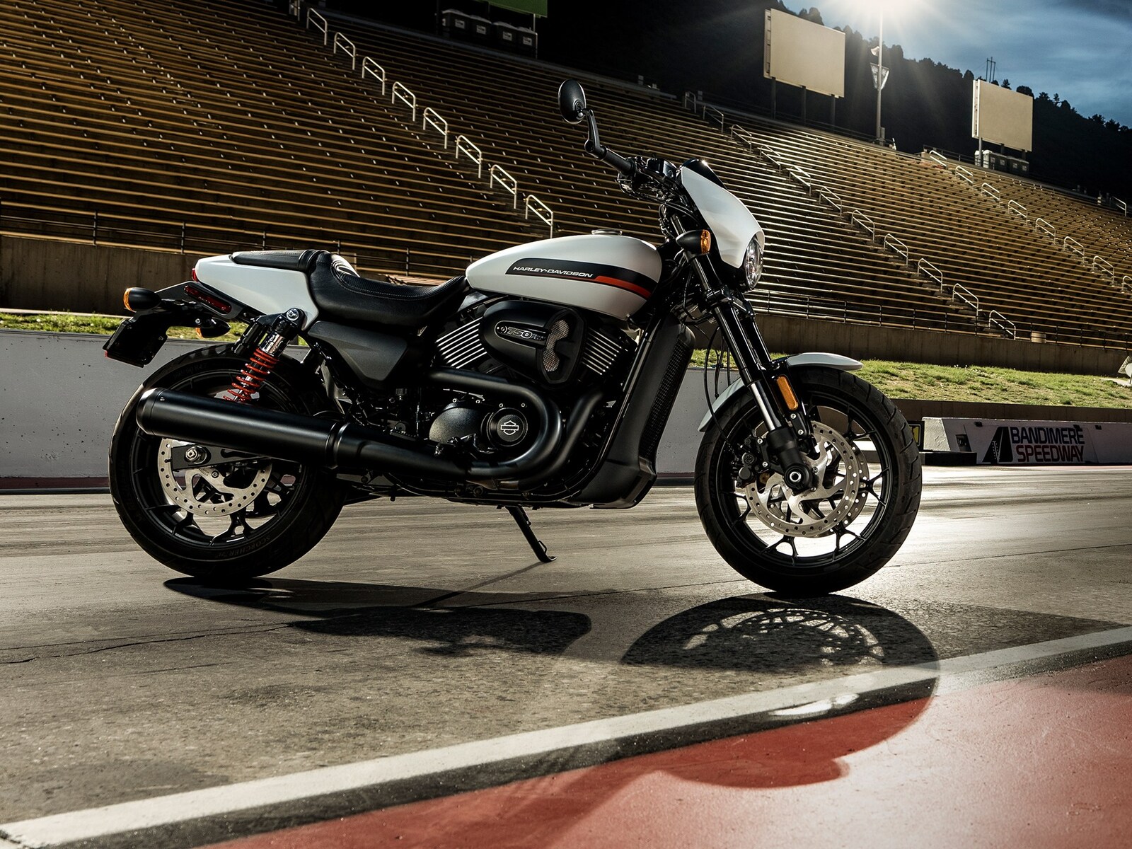 Harley Davidson Street 750 — Индийский американец