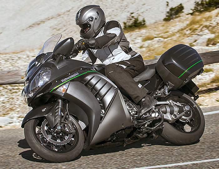 Мотоцикл kawasaki 1400 gtr grand tourer: излагаем по порядку