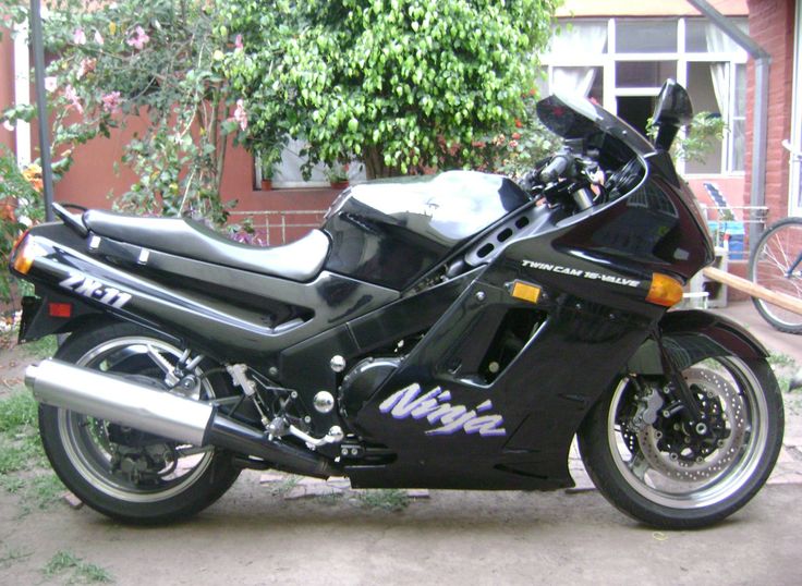 Мотоцикл kawasaki zzr 1100