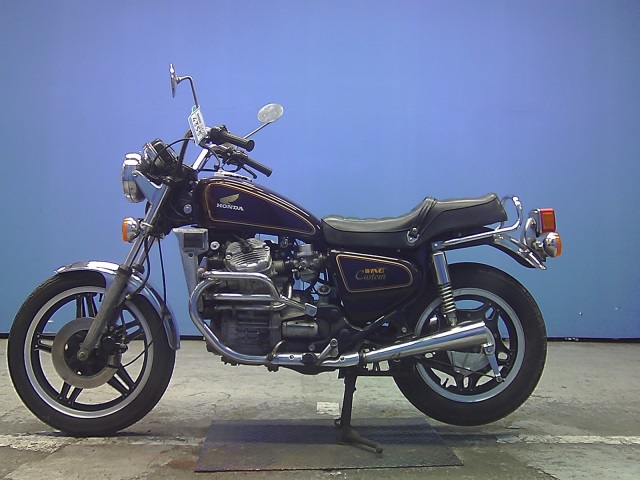 Мотоцикл vfr 400 (rvf 400) - прекрасный образец спортивного байка прошлой эпохи