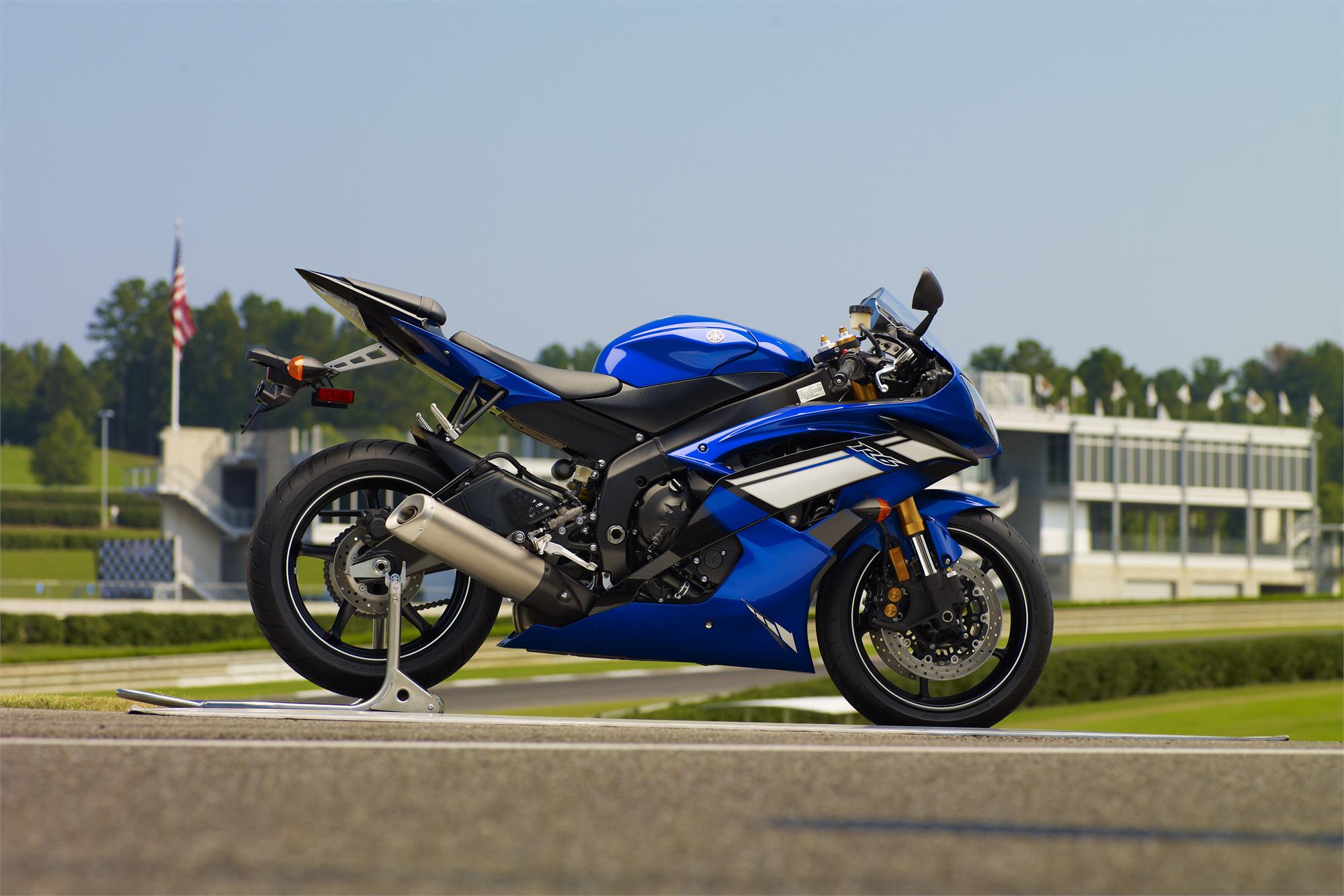 Технические характеристики мотоцикла Yamaha (Ямаха) YZF-R6, обзор, и немного истории