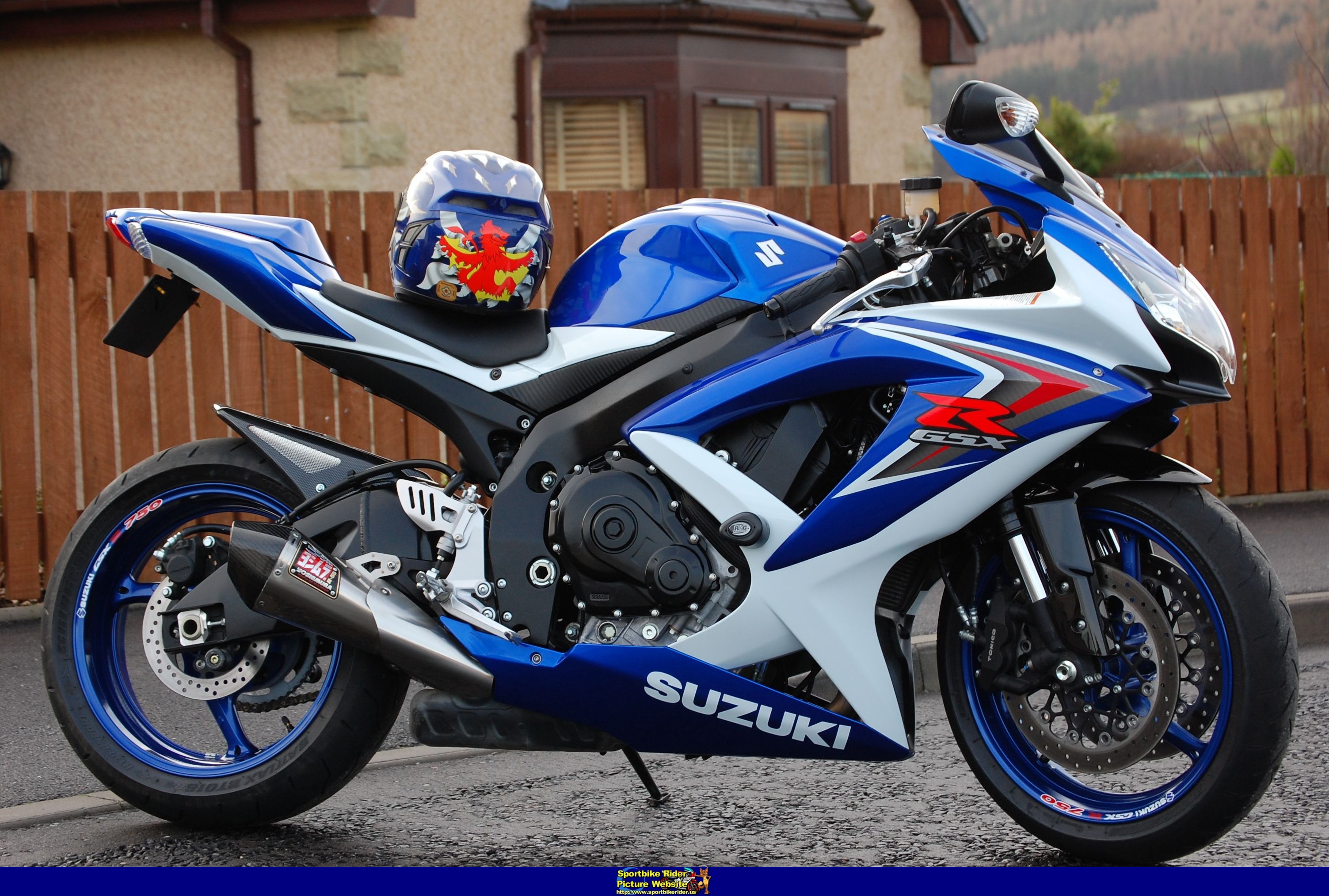 Suzuki GSXR 750 (джиксер) Технические характеристики K7, K8, SRAD