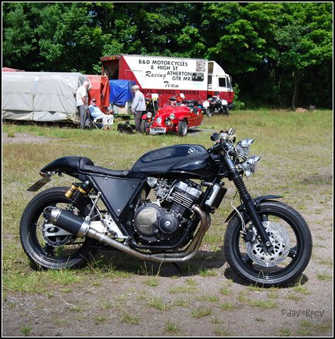Мотоцикл honda cb400 super four 2001: рассматриваем в общих чертах