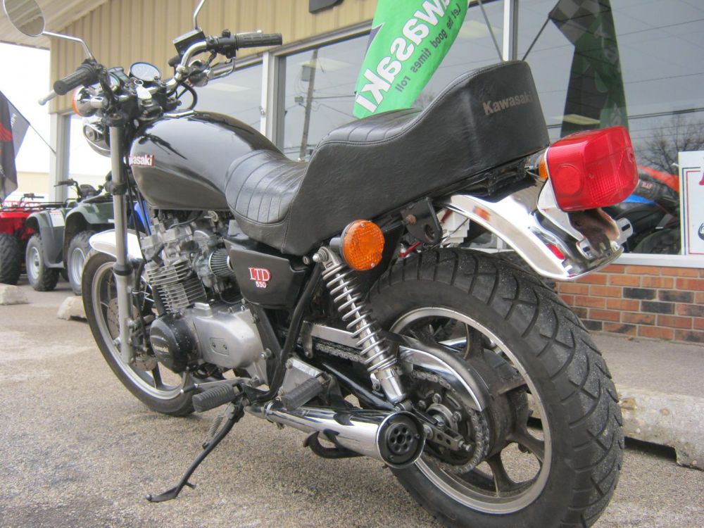 Обзор мотоцикла kawasaki gpz550 (zx550a) — bikeswiki - энциклопедия японских мотоциклов