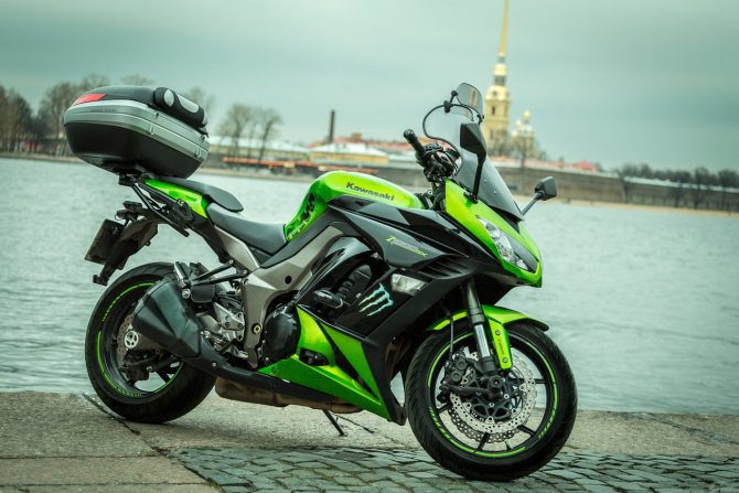 Kawasaki z1000 (z1000sx, ninja 1000sx): review, history, specs