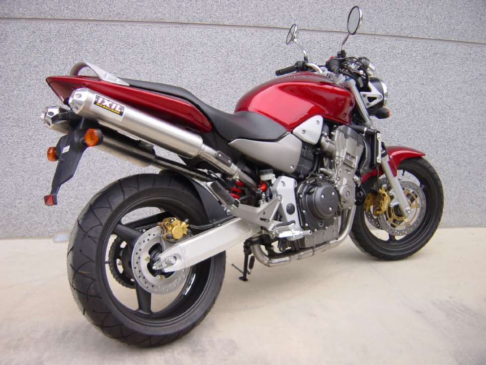 Обзор honda cb 900 f hornet — типичный дорожный мотоцикл